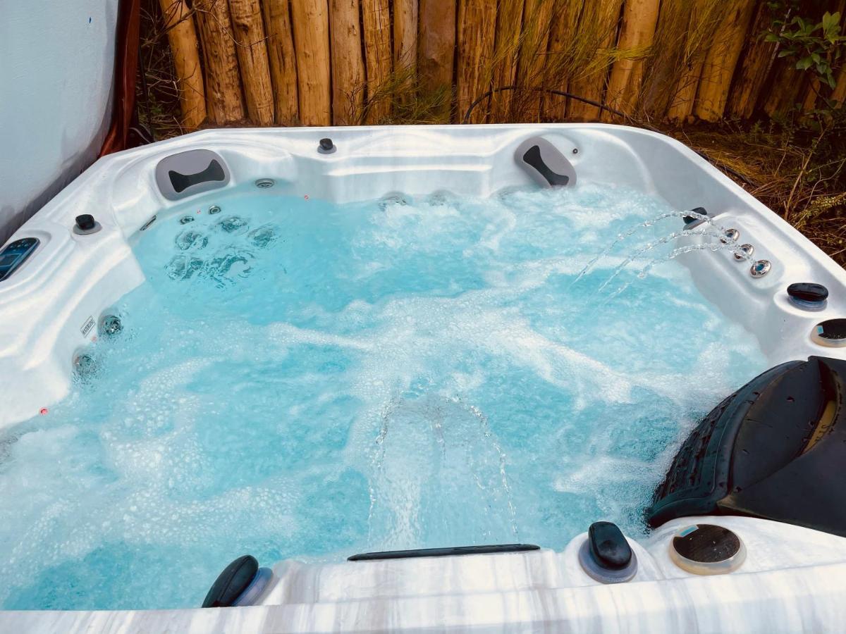 Wooden Apartman Premium Jacuzzival Alsóörs 外观 照片